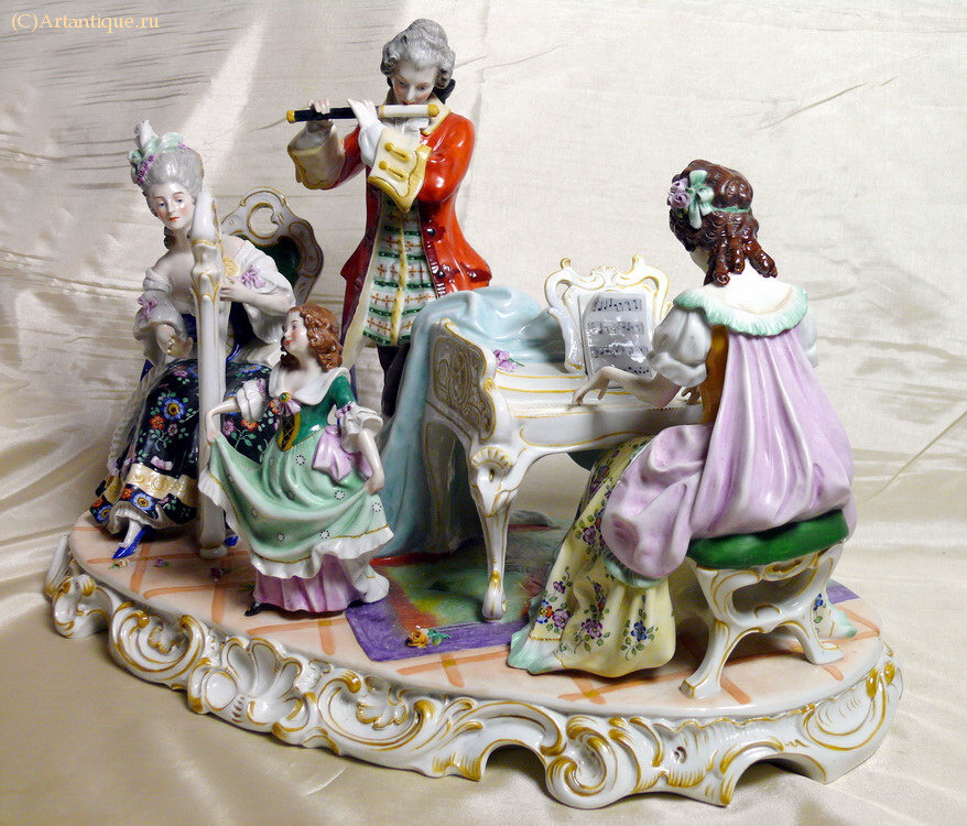 Скульптурная композиция "Музыканты"