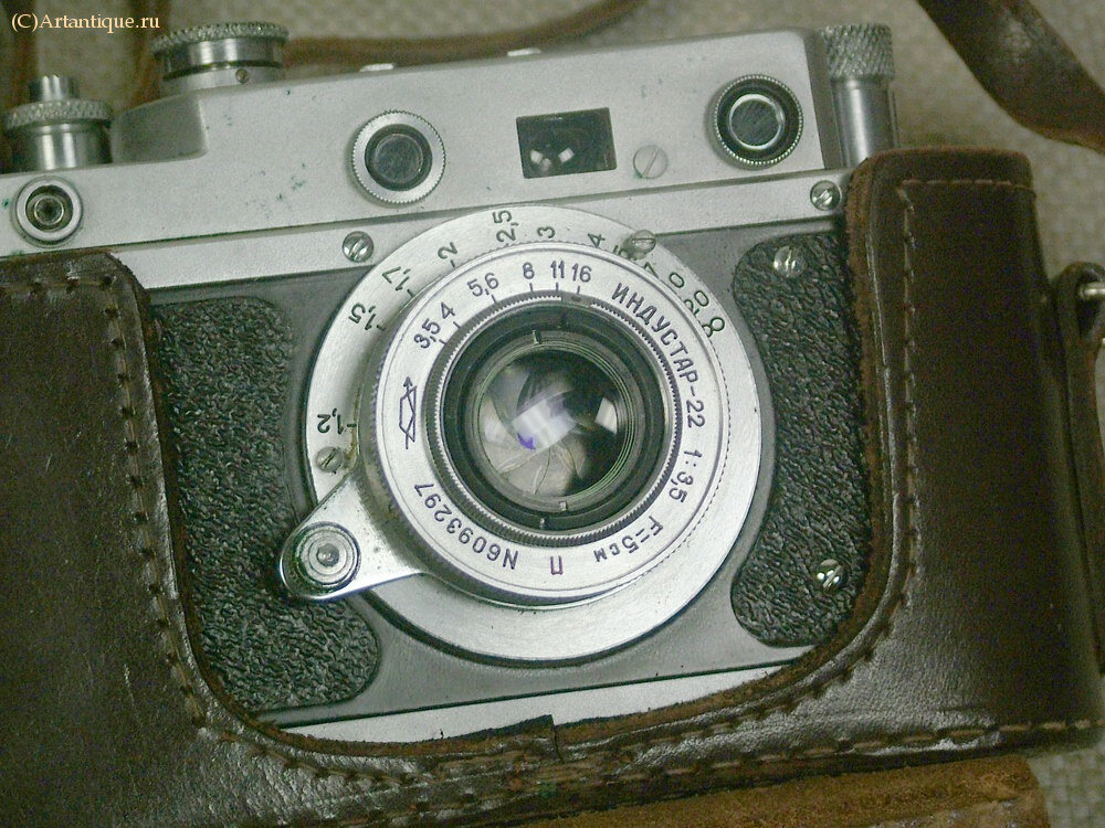 Фотоаппарат "Зоркий-С"