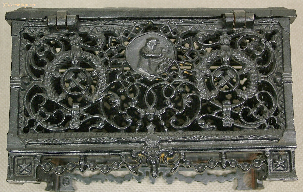 Шкатулка