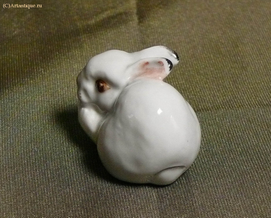 Фигурка "Маленький зайчик"