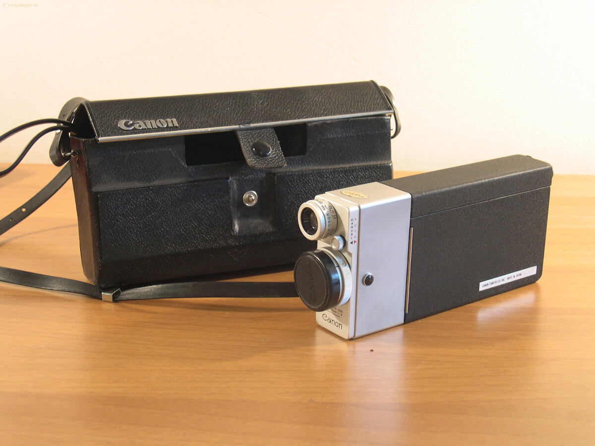 Кинокамера "Canon"