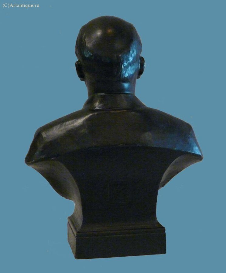 Бюст "В.И.Ленин"