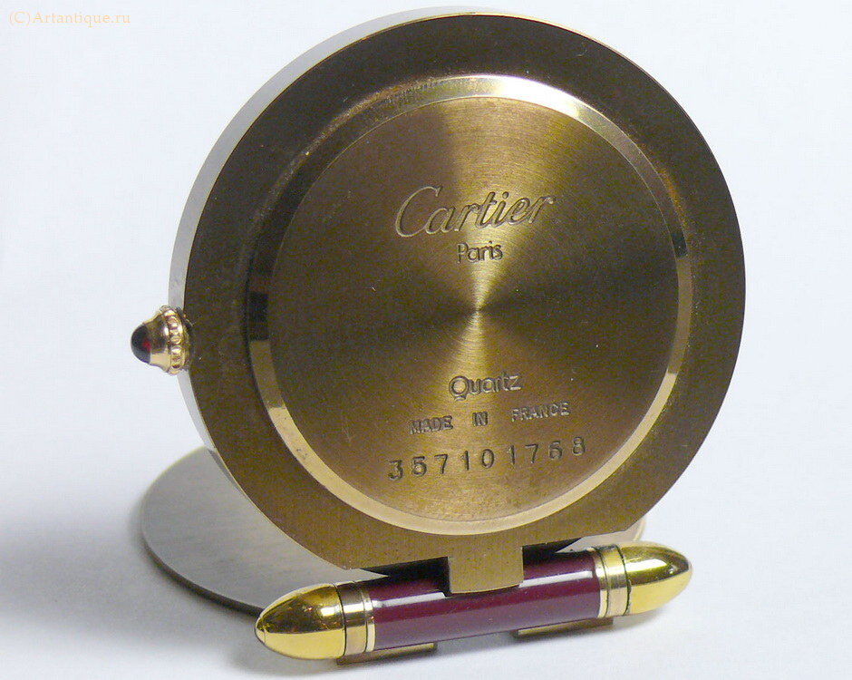 Часы настольные в футляре "Cartier"