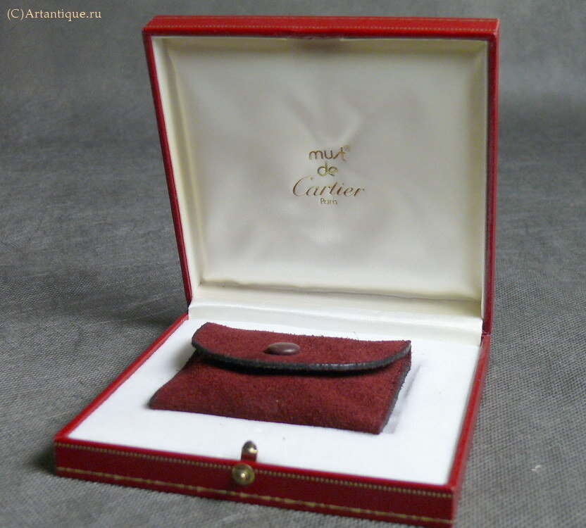 Часы настольные в футляре "Cartier"