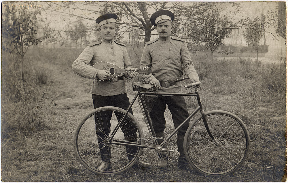 Фотографии военнослужащих