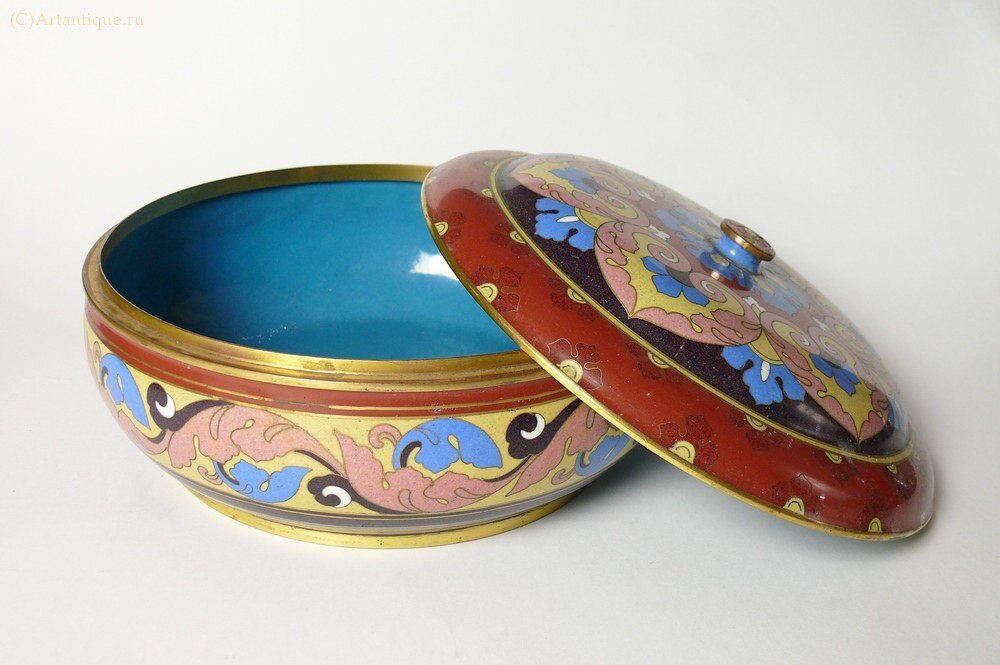 Шкатулка круглая