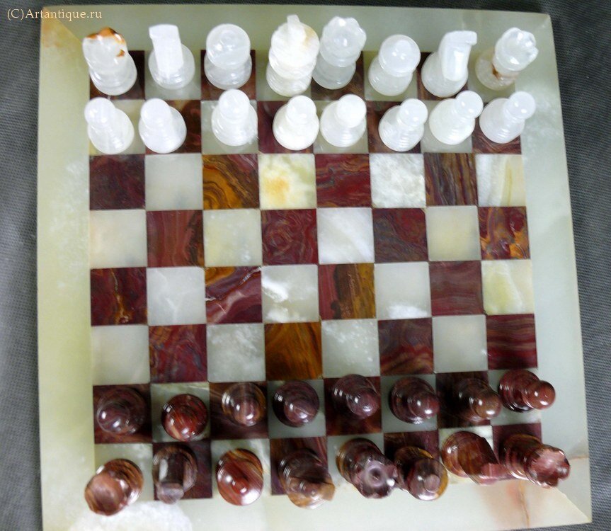 Шахматы с шахматной доской