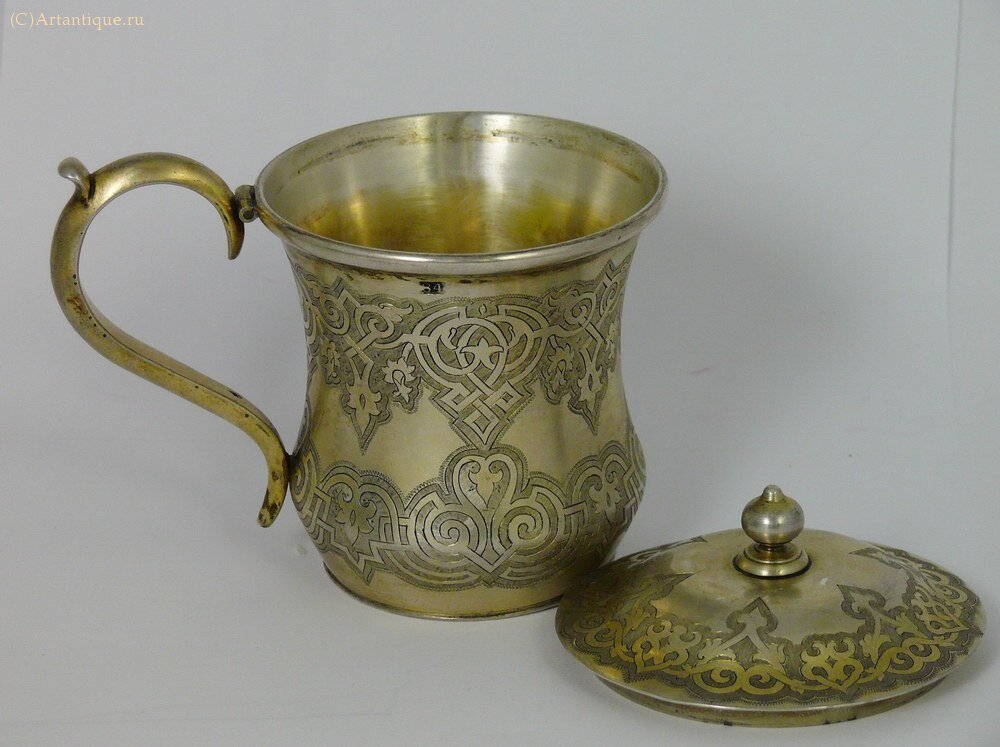 Кружка с крышкой