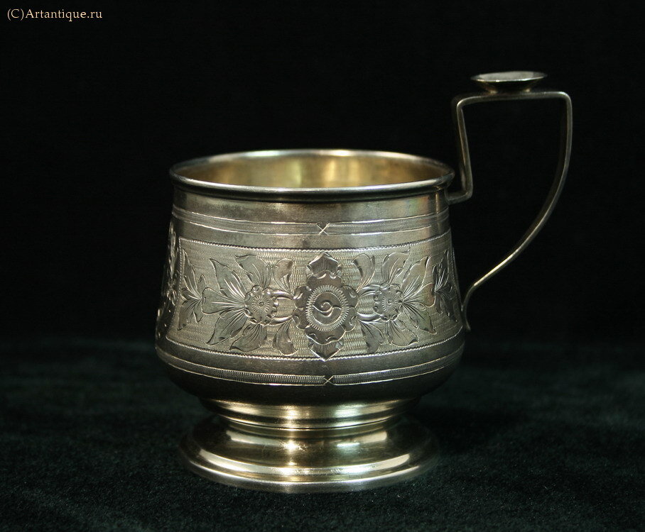 Подстаканник дамский