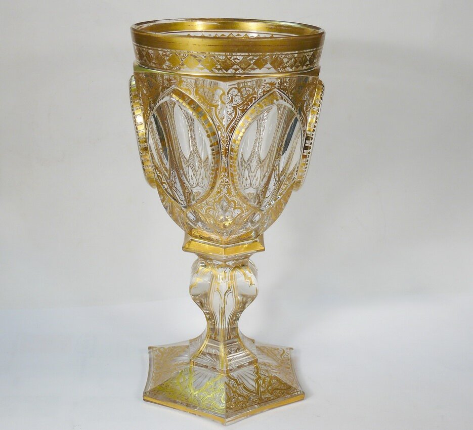 Бокал с монограммой Фридриха Августа II