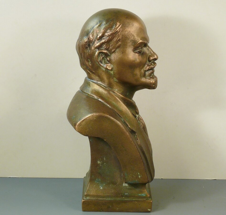 Бюст "Ленин В.И."
