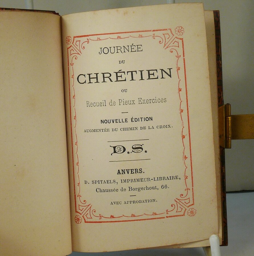 "La Journee du Chretien" в черепаховой обложке