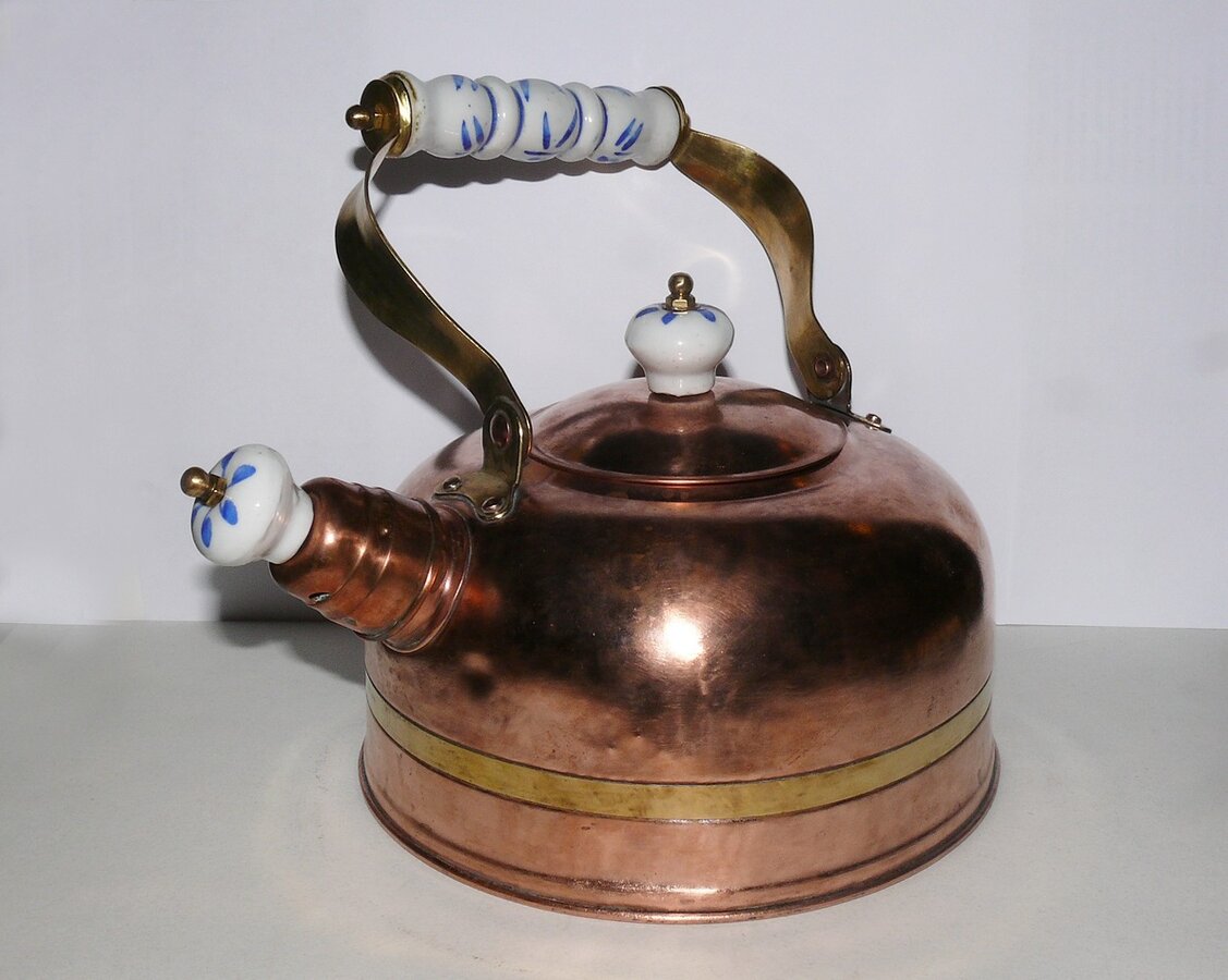 Чайник со свистком