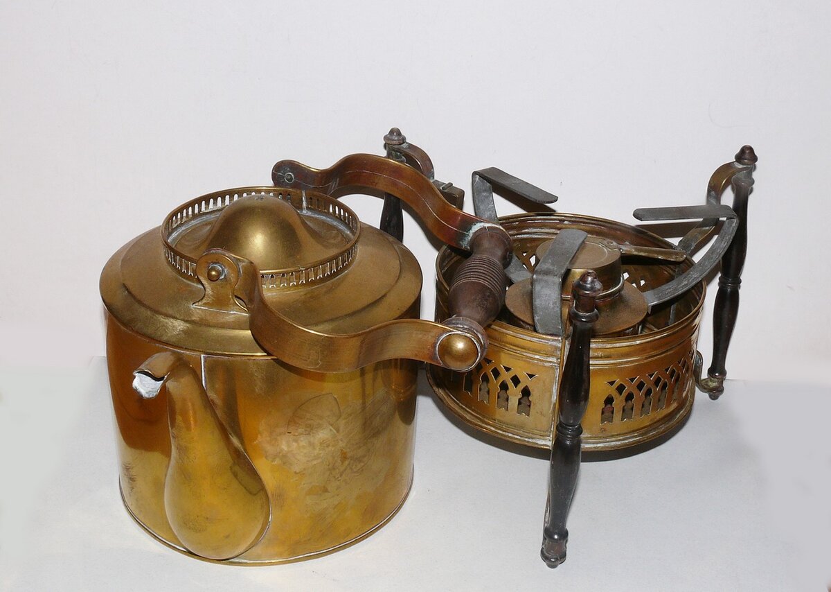 Чайник со спиртовкой 