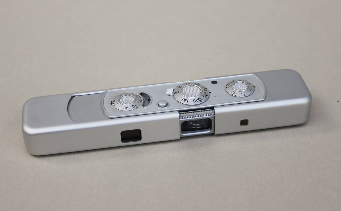 Мини-фотоаппарат "MINOX C"