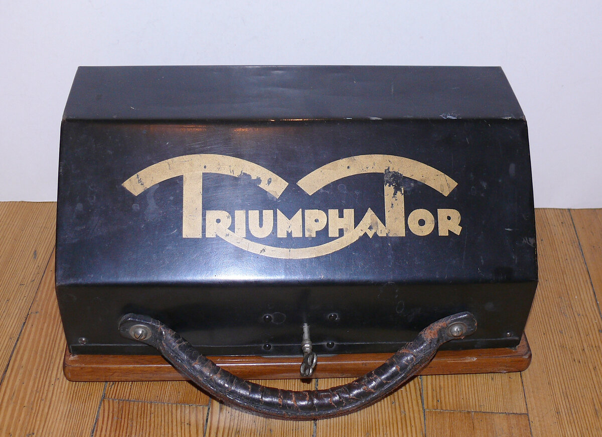 Арифмометр "Triumphator"