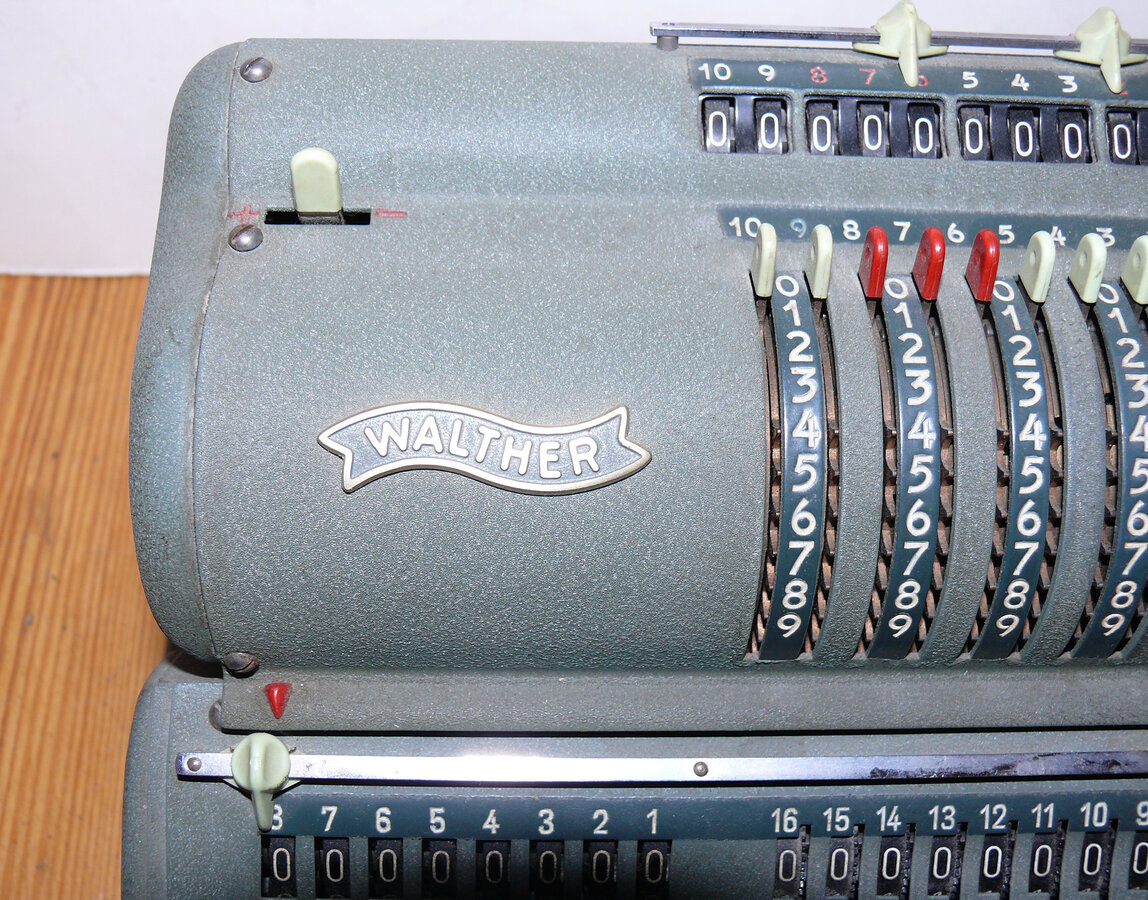 Арифмометр "WALTHER"