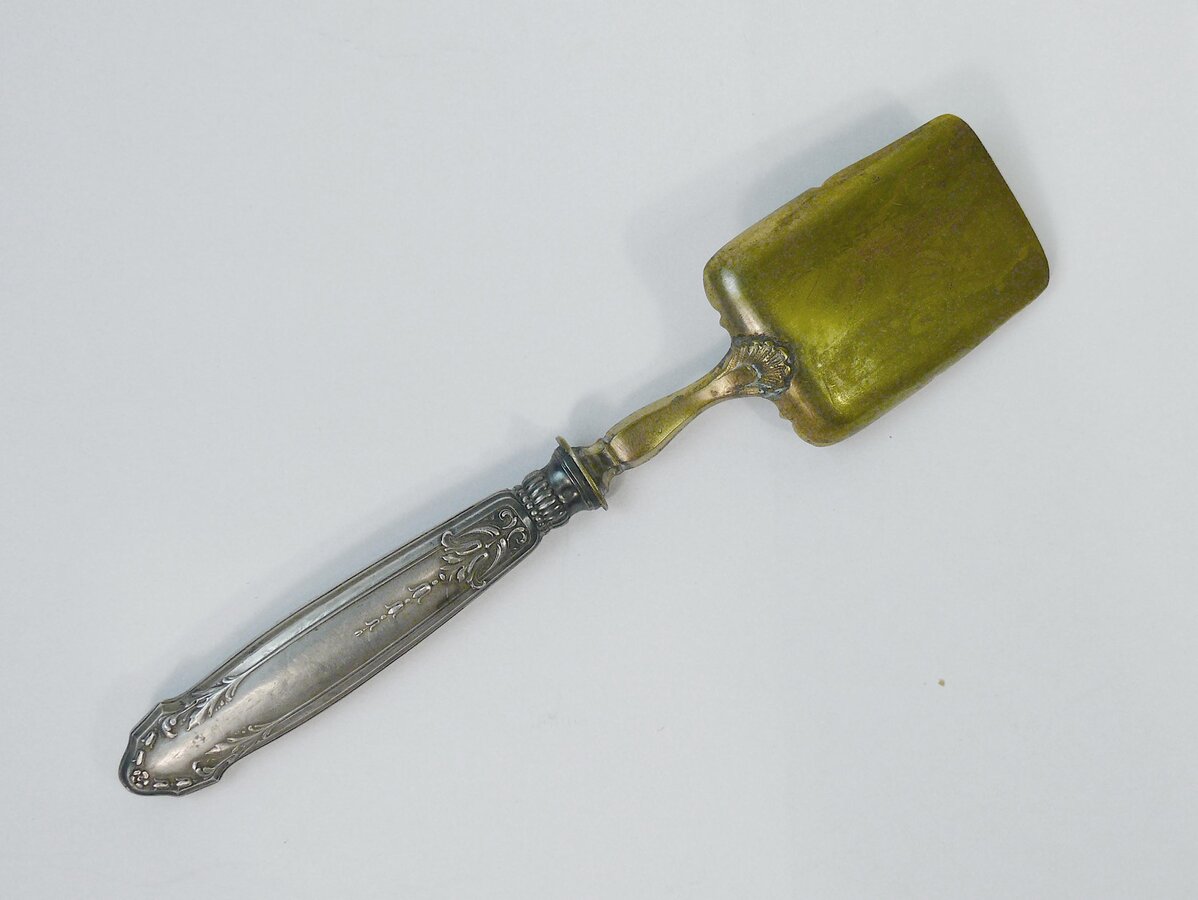 Лопатка сервировочная