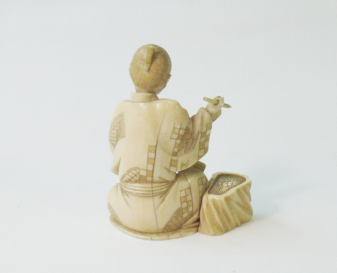 Нэцкэ "Художник"
