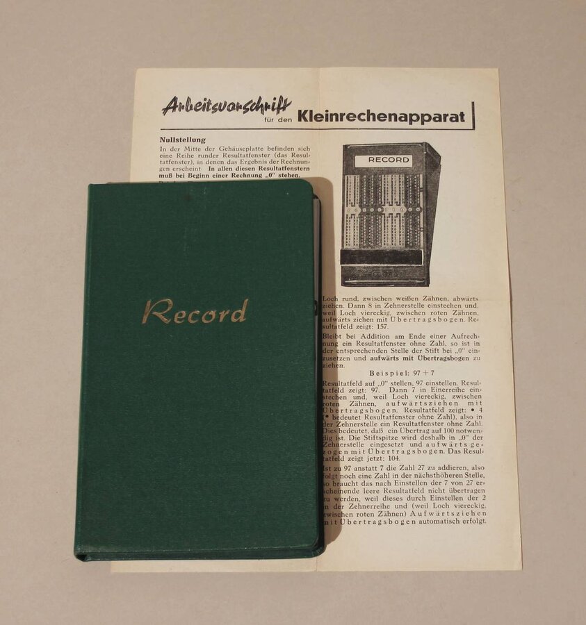 Арифмометр "Record"