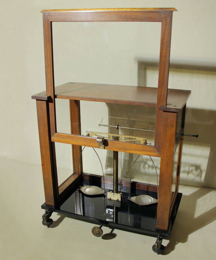 Лабораторные весы "H.L. Becker Fils & Cc, Bruxell
