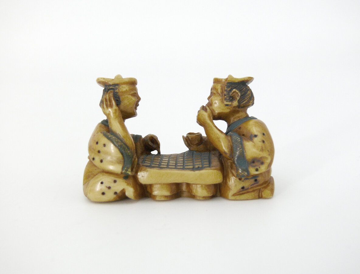Нэцкэ "Игра в го"
