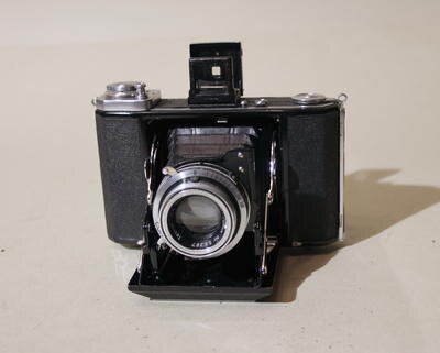 Фотоаппарат "Zeiss Ikon Ikonta (521/16)"