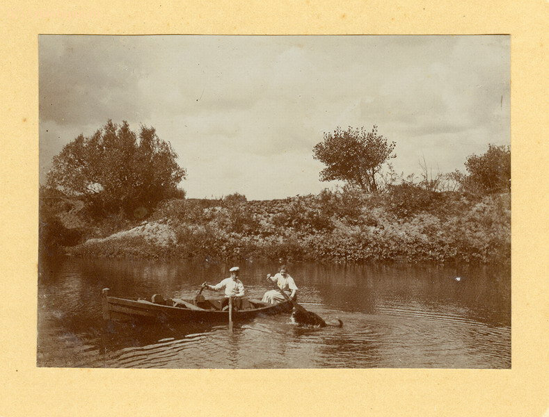 Альбом любительских фотографий 
