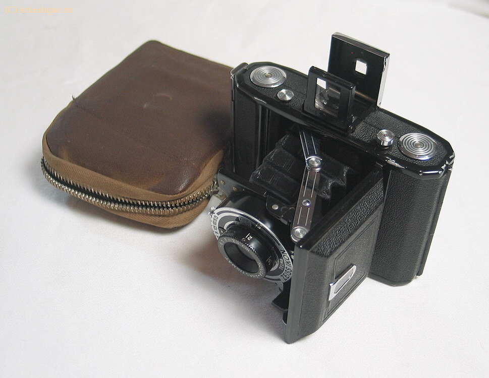 Фотоаппарат  "Zeiss Ikon"