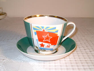 Чашка с блюдцем 