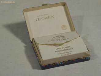 Пачка сигарет "Тройка"