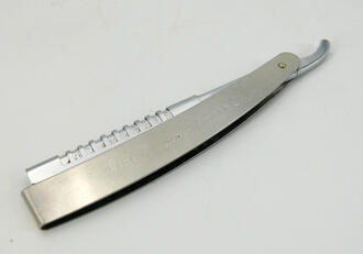 Опасная бритва Weck Hair Shaper с гребнем