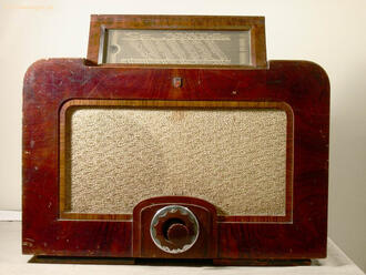 Радиоприемник "PHILIPS"